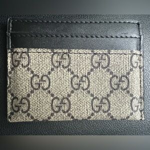 GG Card Holder - NWOT